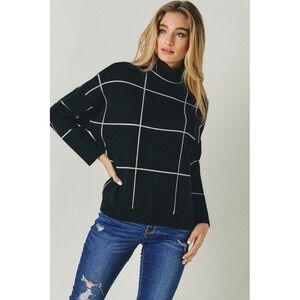 DAVI & DANI Black Grid Turtleneck Sweater Size L Long‎ Sleeve Pullover Knit